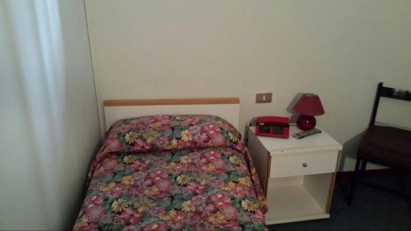 Hotel Primavera Desenzano del Garda Room photo
