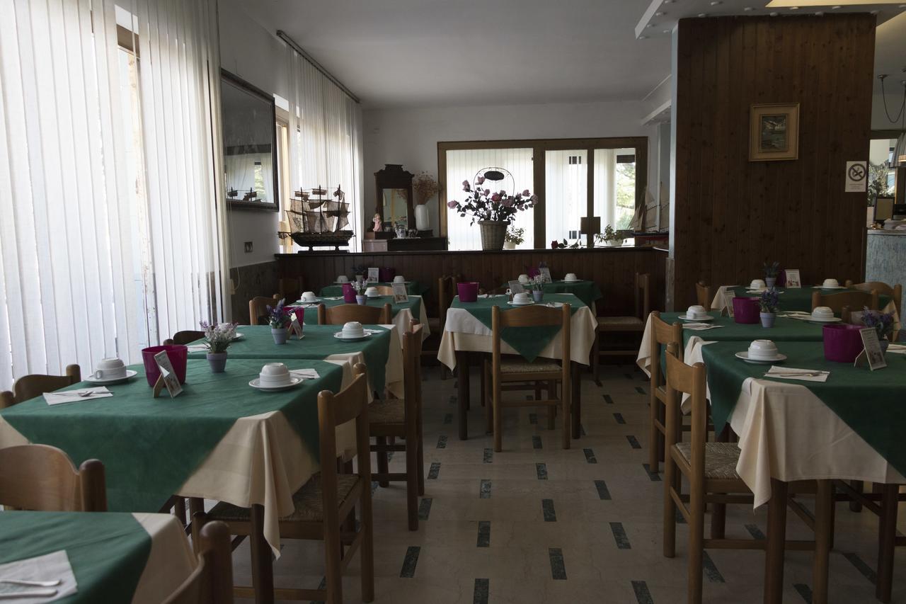 Hotel Primavera Desenzano del Garda Exterior photo