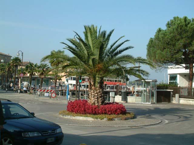 Hotel Primavera Desenzano del Garda Exterior photo